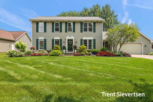 5402 Bunker Hill Ct Se, Kentwood, MI, 49508-6652 | Card Image