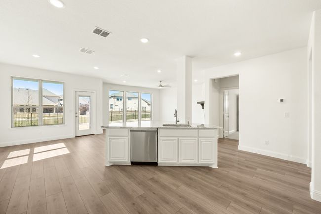 402 Maltese Cir, House other with 5 bedrooms, 4 bathrooms and null parking in Wylie TX | Image 10