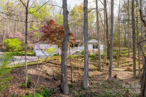 21 Mann Rd, Asheville, NC, 28805-1110 | Card Image