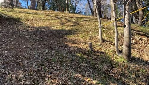 547 Arbula Dr, Crestline, CA, 92325-9625 | Card Image