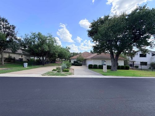 1404 Hi Cir N, Horseshoe Bay, TX, 78657-5833 | Card Image