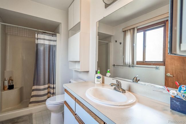 24593 Redwing Dr, House other with 4 bedrooms, 3 bathrooms and null parking in Novi MI | Image 23