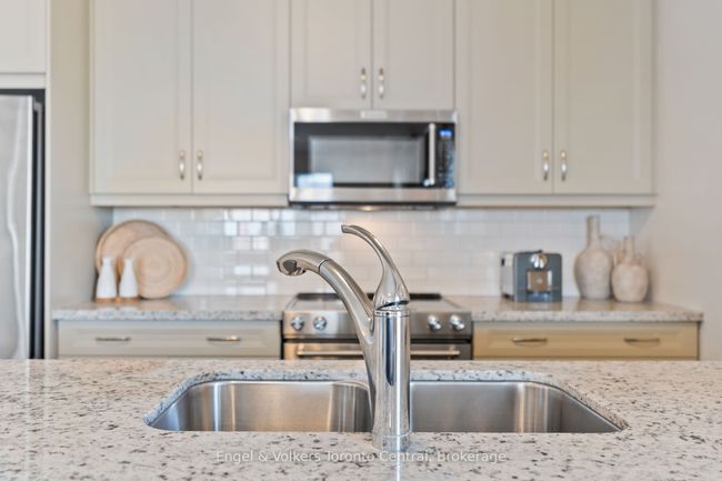 404 - 80 9th St E, Condo with 2 bedrooms, 2 bathrooms and null parking in Owen Sound ON | Image 14