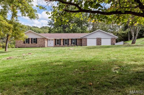 5633 Deerfield Rd, Imperial, MO, 63052-1815 | Card Image