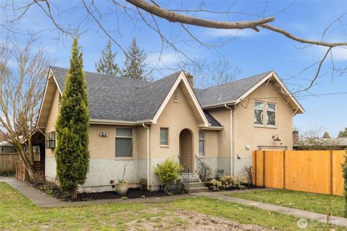 2010 13th Avenue Nw, Puyallup, WA, 98371 | Card Image