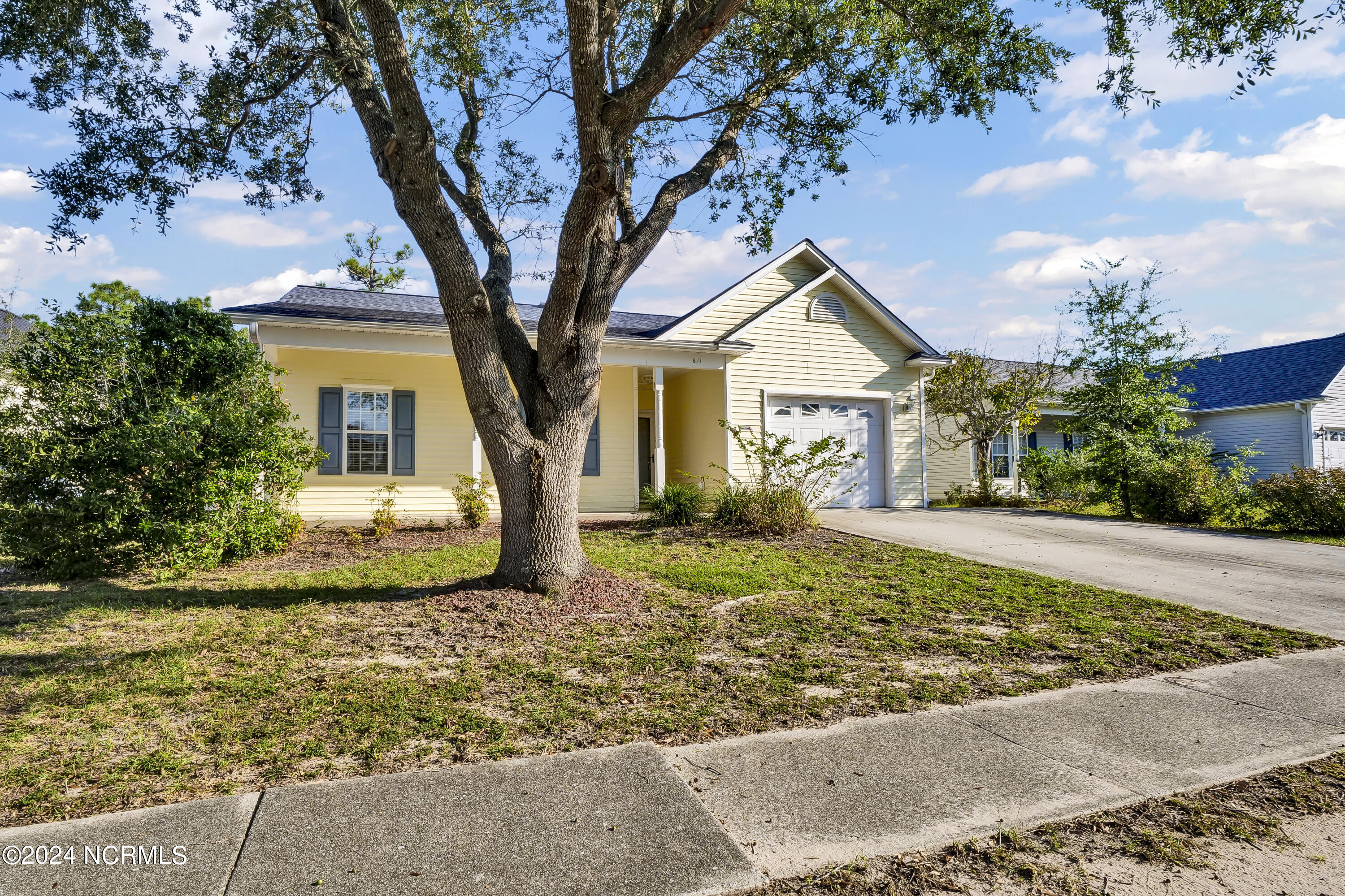 Burroughs Dr, Wilmington, NC 28412