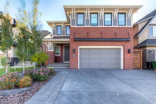 35 Mahogany Cape Se, Home with 3 bedrooms, 3 bathrooms and 5 parking in Calgary AB | Image 1