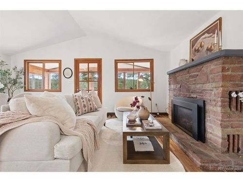 293 Bendemeer Dr, Evergreen, CO, 80439-4233 | Card Image