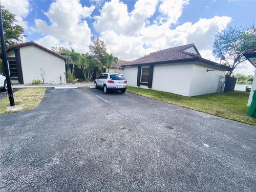 29h-4825 Sw 152nd Ct, Miami, FL, 33185-4553 | Card Image