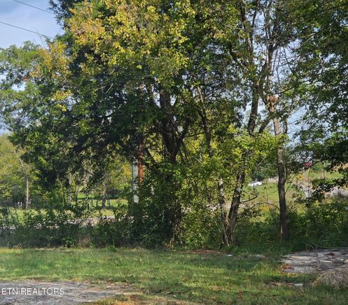 2285 Douglas Dam Rd, Sevierville, TN, 37876 | Card Image