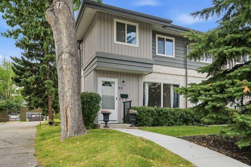 90-999 Canyon Meadows Dr Sw, Calgary, AB, T2W2S6 | Card Image