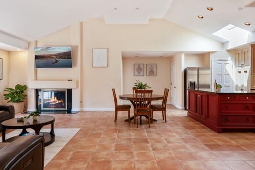 5629 Berkeley Rd, Goleta, CA, 93117-2156 | Card Image