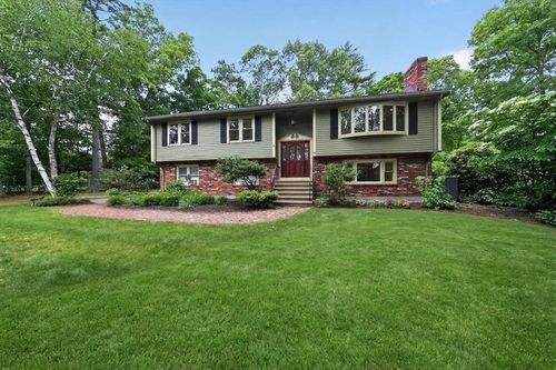 42 Willow Rd, Hanover, MA, 02339-2736 | Card Image