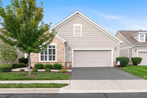6810 Pavilion Landing Pl, Westerville, OH, 43082-9342 | Card Image