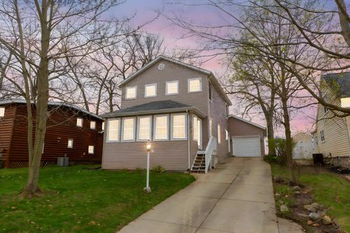 23671 S Shore Dr, Edwardsburg, MI, 49112-8525 | Card Image