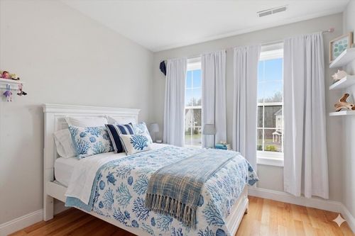 58-46 Acadia Ln, Exeter, NH, 03833-4936 | Card Image