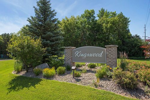 95 Holly Ln N, Plymouth, MN, 55447-4105 | Card Image