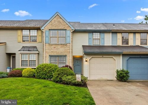 74 Haverford Ct, Hillsborough, NJ, 08844-5211 | Card Image