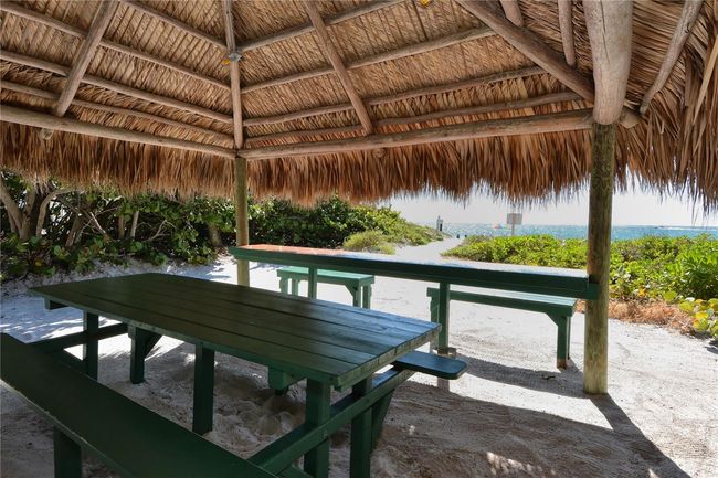 APT-805 - 19 Whispering Sands Dr, Condo with 2 bedrooms, 2 bathrooms and null parking in Siesta Key FL | Image 46