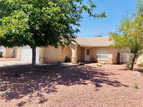 3295 N Eagle Rock Rd, Kingman, AZ, 86401-4409 | Card Image