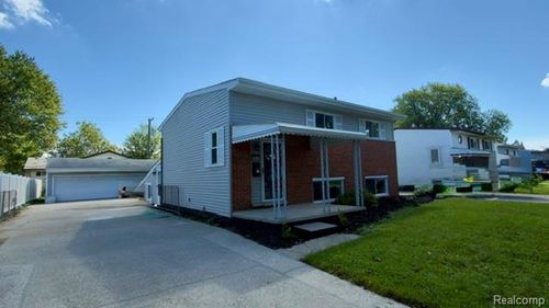 31657 Olmstead Rd, Rockwood, MI, 48173-1219 | Card Image