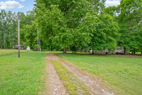2499 W Leatherwood Rd, Cumberland Furnace, TN, 37051-5232 | Card Image