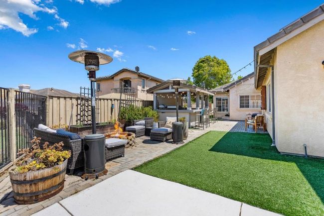 26446 Honor Ln, House other with 3 bedrooms, 2 bathrooms and 2 parking in Salinas CA | Image 14