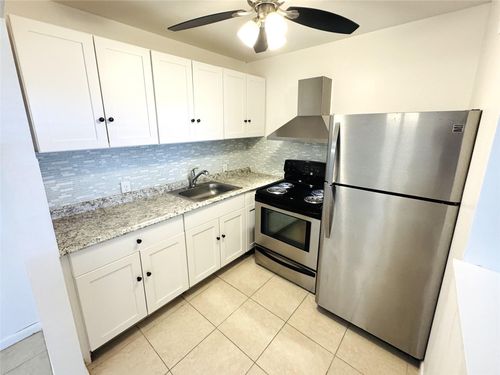 d-138 Fanshaw D, Boca Raton, FL, 33434-3037 | Card Image