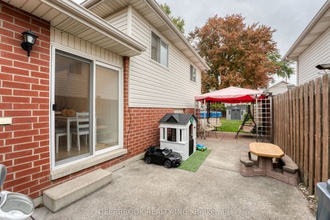 2620 Allyson Ave, House other with 4 bedrooms, 2 bathrooms and 2 parking in Windsor ON | Image 28