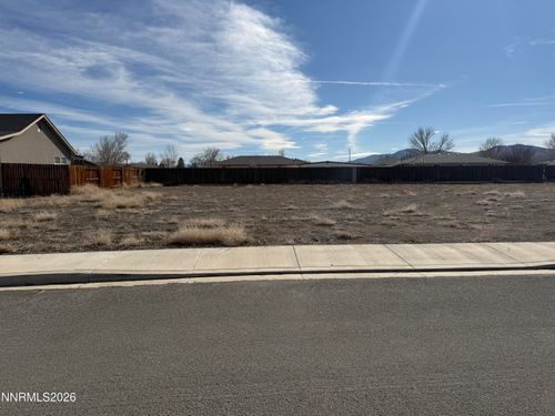 316 Copper Pointe Cir, Yerington, NV, 89447-2664 | Card Image