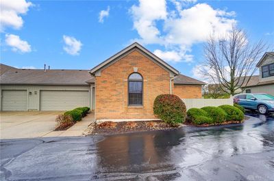 2568 Allister Circle, Condo with 2 bedrooms, 1 bathrooms and null parking in Miamisburg OH | Image 1