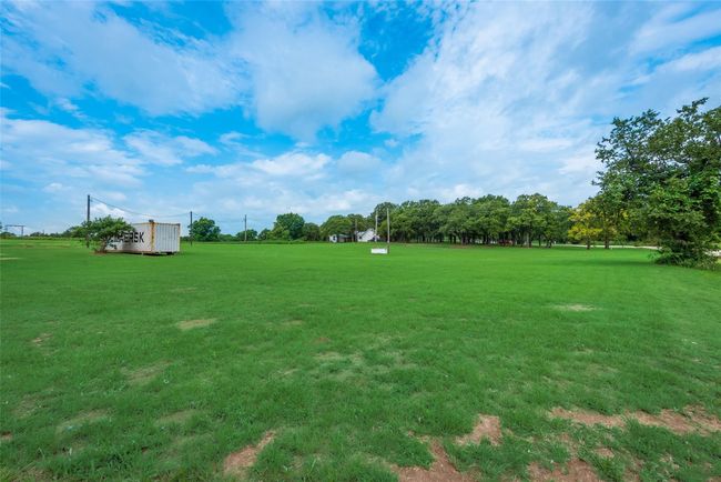 View of yard | Image 22