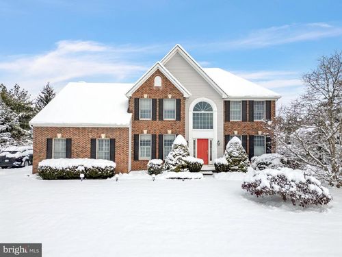 4 Dorchester Ln, Newtown, PA, 18940-3911 | Card Image