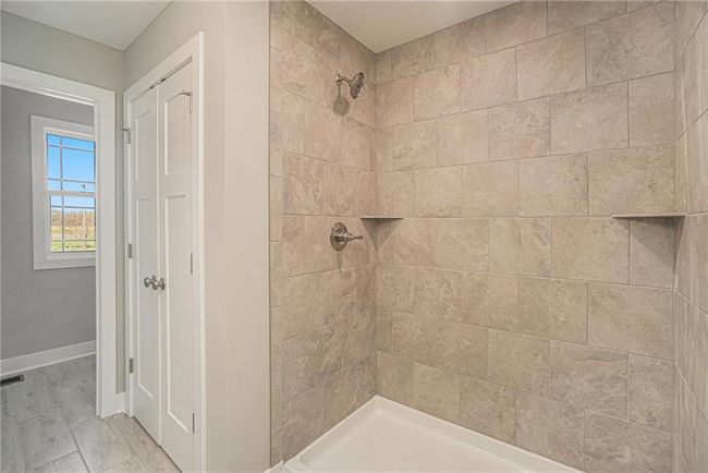 ***SIMULATED PHOTOS*** | Image 27