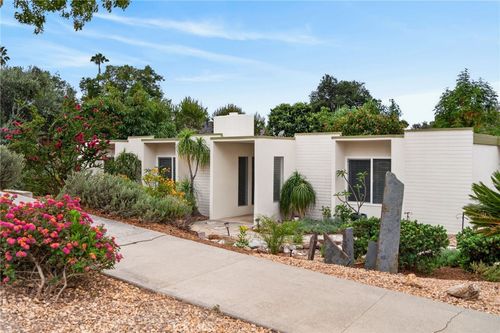 1184 Lyndhurst Dr, Riverside, CA, 92507-5941 | Card Image