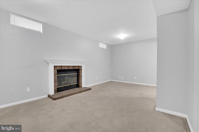 7523 Westmore Dr, Townhouse with 3 bedrooms, 4 bathrooms and null parking in SPRINGFIELD VA | Image 29