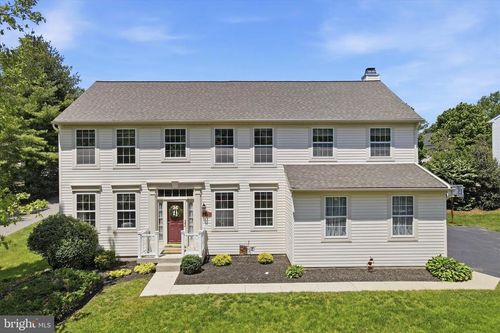 713 Iris Ln, MEDIA, PA, 19063-5462 | Card Image