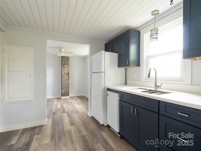 250 Oakdale St, House other with 2 bedrooms, 1 bathrooms and null parking in Brevard NC | Image 8