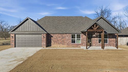 3641 W Forest St, Skiatook, OK, 74070-3958 | Card Image