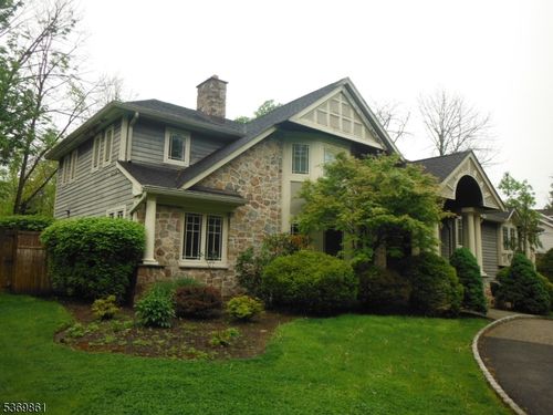 496 White Oak Ridge Rd, Short Hills, NJ, 07078-1271 | Card Image