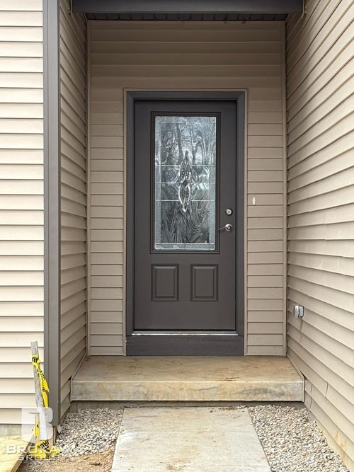 3367 Meadowridge Ct, Davison, MI, 48423-8451 | Card Image