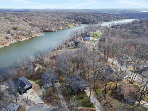 2 Tilbury Ln, Bella Vista, AR, 72715-5342 | Card Image