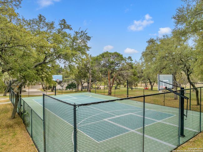 UNIT-8 - 27000 Catamaran Dr, House other with 4 bedrooms, 4 bathrooms and null parking in SPICEWOOD TX | Image 52