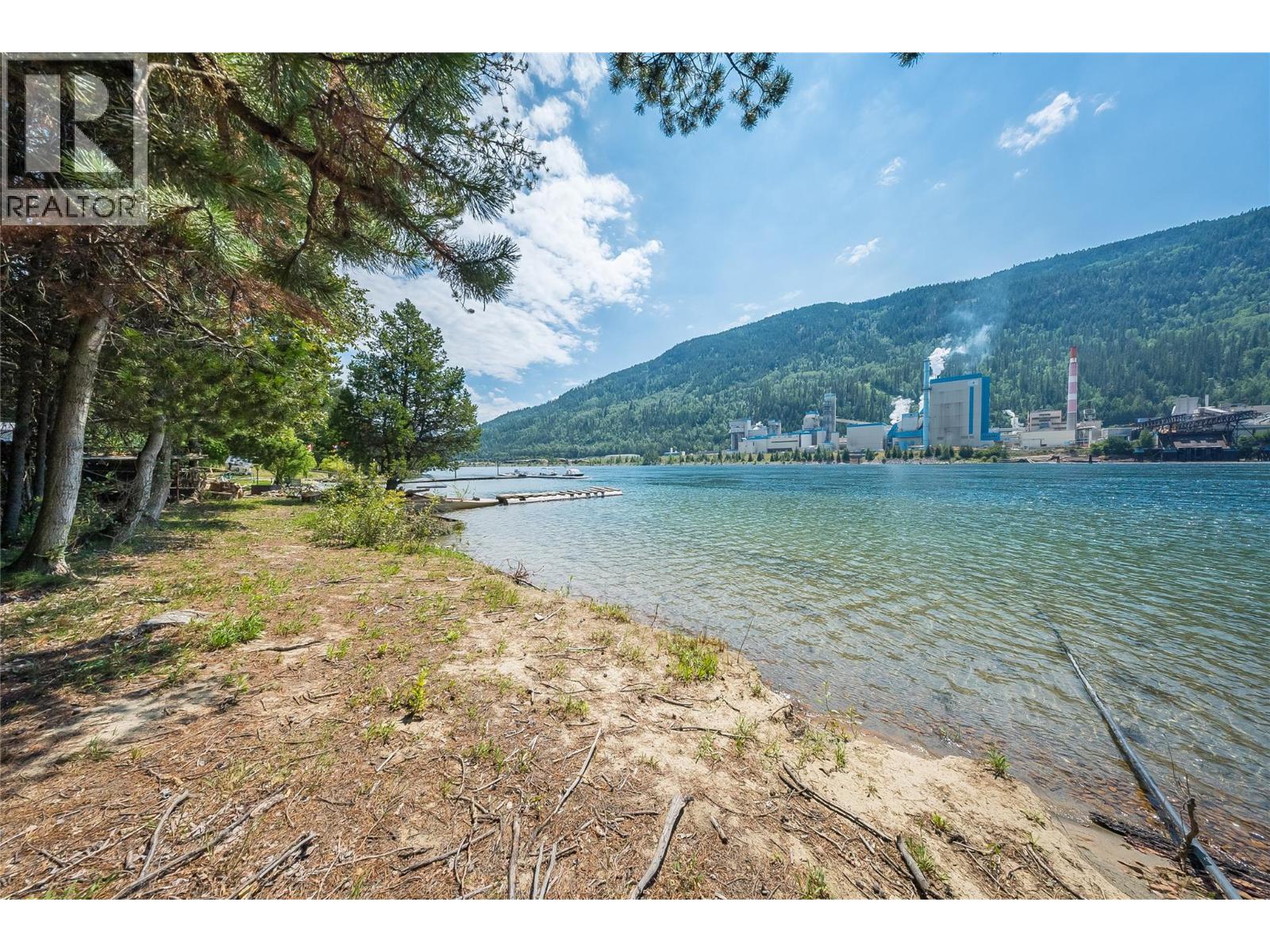 Residential in Castlegar 5