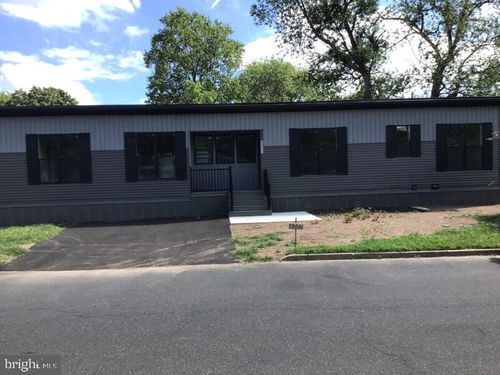 4222 Darby Dr, MORRISVILLE, PA, 19067-6114 | Card Image