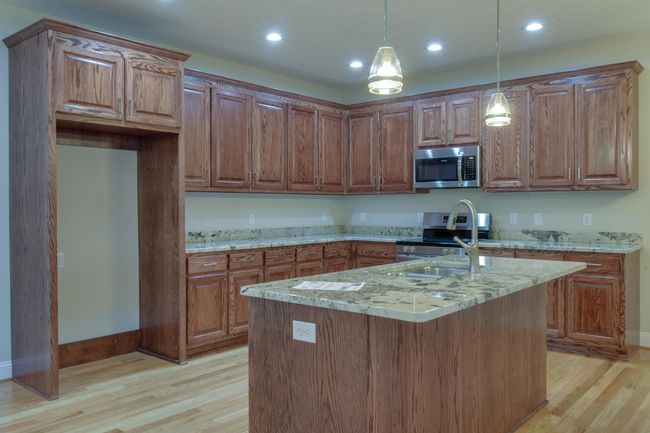 52 Fossil Dr, House attached with 2 bedrooms, 2 bathrooms and null parking in STUARTS DRAFT VA | Image 7