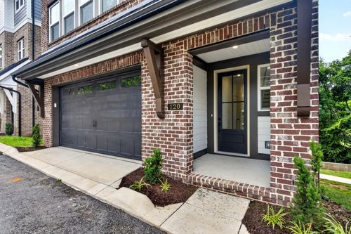 120 Honeywine St, Nashville, TN, 37206-3148 | Card Image