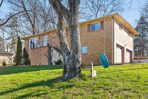 2 Canary Ln, Rossville, GA, 30741-5016 | Card Image