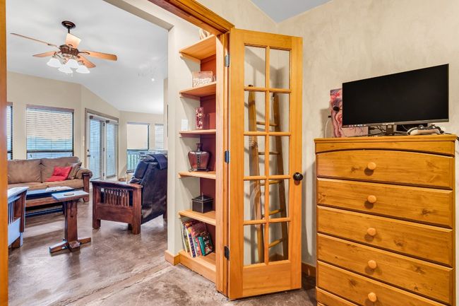 APT-305 - 1406 Windsor Rd, Condo with 2 bedrooms, 2 bathrooms and 2 parking in Austin TX | Image 20