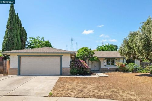 17 Kingswood Dr, Pittsburg, CA, 94565 | Card Image